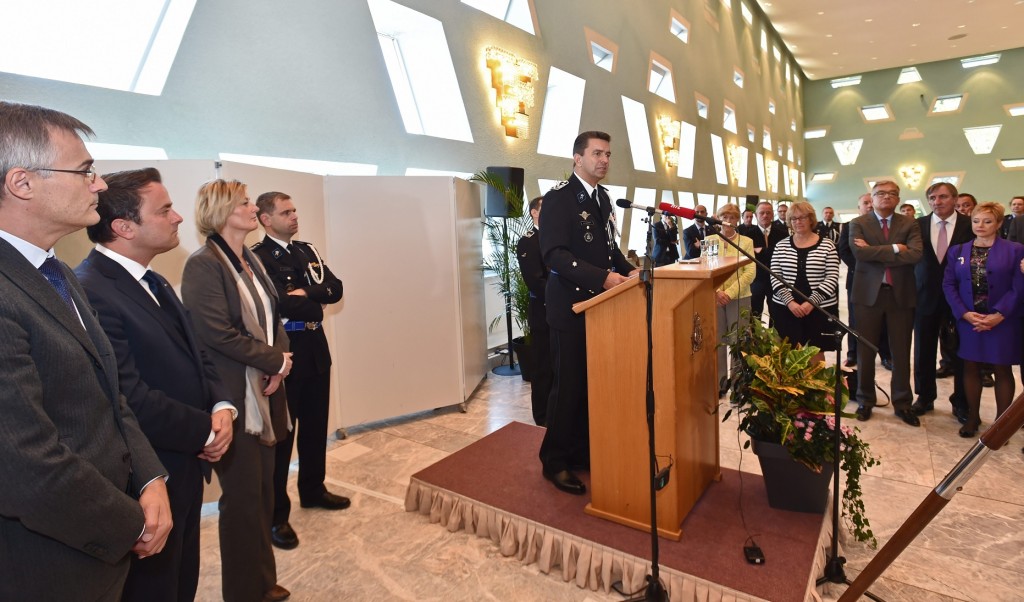 Le chef de la police, Philippe Schrantz, lors de son discours. (Photo François Aussems)