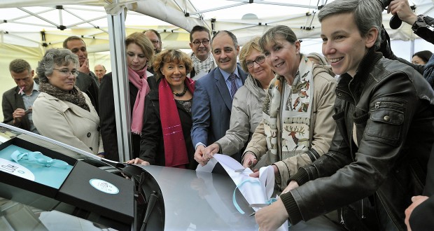 Sam Tanson et Lydie Polfer ont inauguré Carloh, le système d'autopartage de la capitale. (photos Alain Rischard)