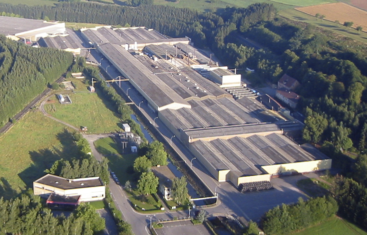 La tréfilerie de Bissen produit des fils destinés aux clôtures et à l'agroalimentaire, des fils clairs et galvanisés et des fibres métalliques. Le site, plus que centenaire, a battu l'an dernier son record de production datant de 2004. Il existe une deuxième tréfilerie à Bettembourg (en fonctionnement encore pour quelques semaines), spécialisée dans la production de fil de sciage. 