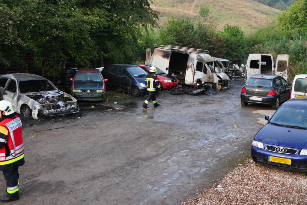 Au total, six véhicules ont été détruits. (photo police grand-ducale)