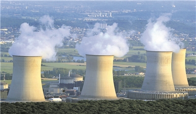 Le nucléaire (ici, la centrale de Cattenom), sera un des «points chauds» que le luxembourgeois ne manquera pas d'évoquer. (Photo : archives editpress)