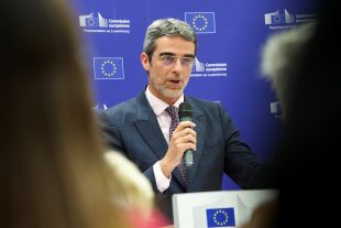 Olivier Salles est le directeur administratif intérimaire du futur parquet européen. Il est chargé de sa mise en place pratique en attendant son entrée en fonction à l'automne 2020. (photo Fabrizio Pizzolante)