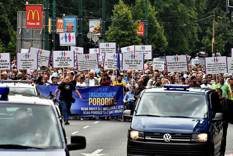 Samedi, les opposants à la Gay pride ont fait entendre leurs voix (Photo : AFP).