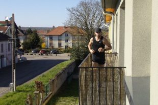 David Spitaleri a couvert 42,195 km... sur un balcon long de 3,40 m ! (Photo : DR)