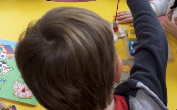 Le gouvernement maintient en revanche sa participation envers les structures via le chèque service (Photo d'illustration : Editpress).